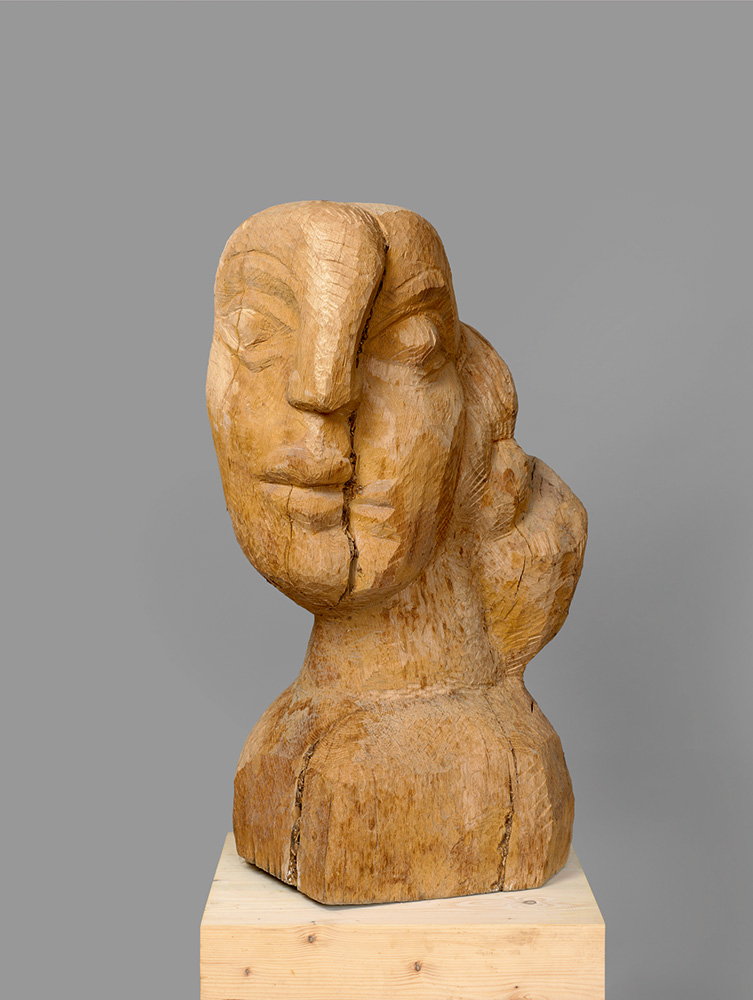 »Großer weiblicher Kopf«, 1987/2015, Eiche, 89 × 33 × 55 cm